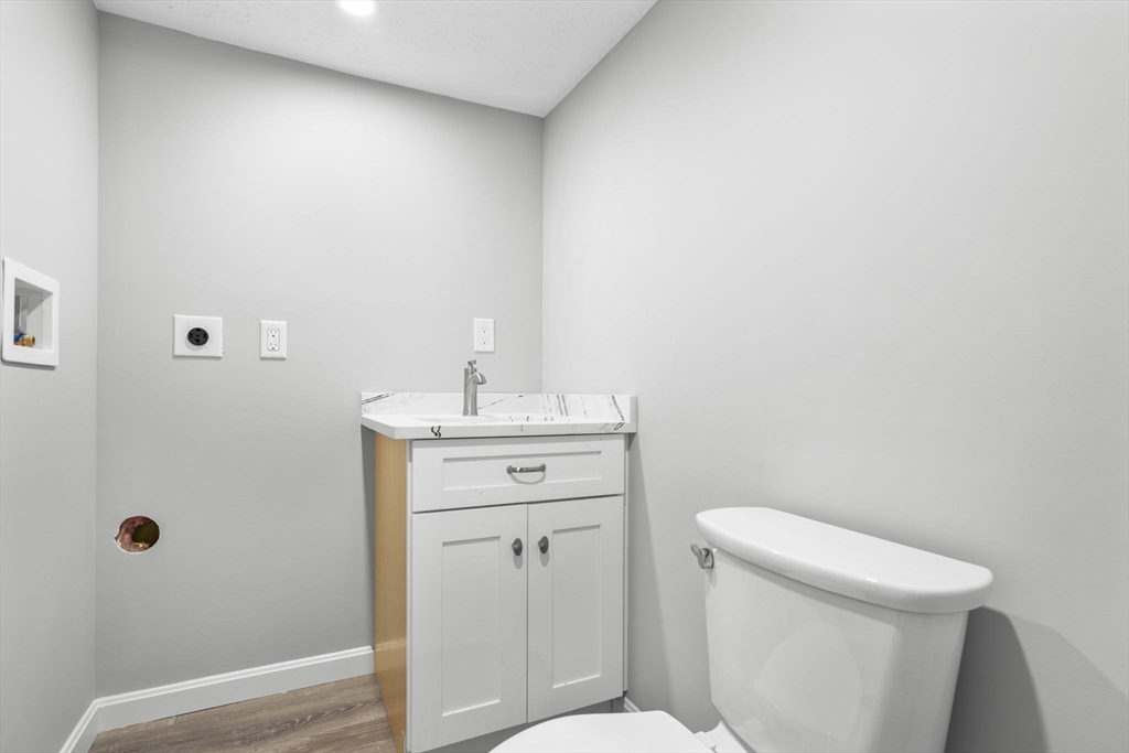 22 Cedar Dr