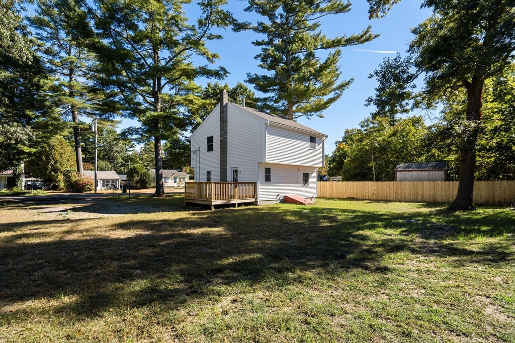 22 Cedar Dr