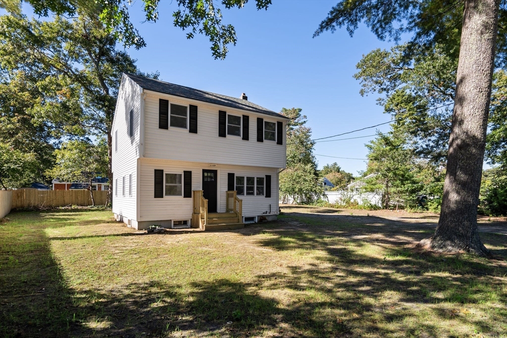 22 Cedar Dr