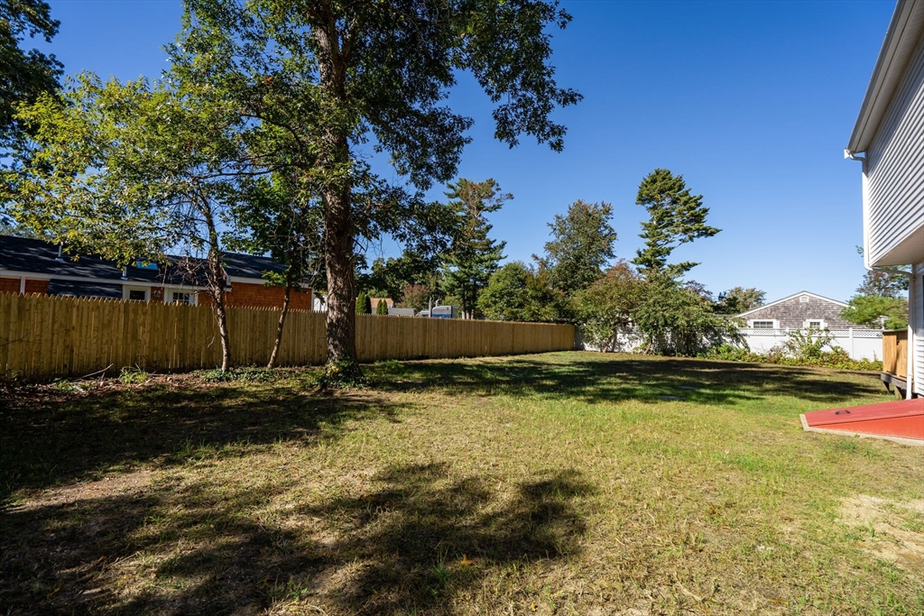 22 Cedar Dr