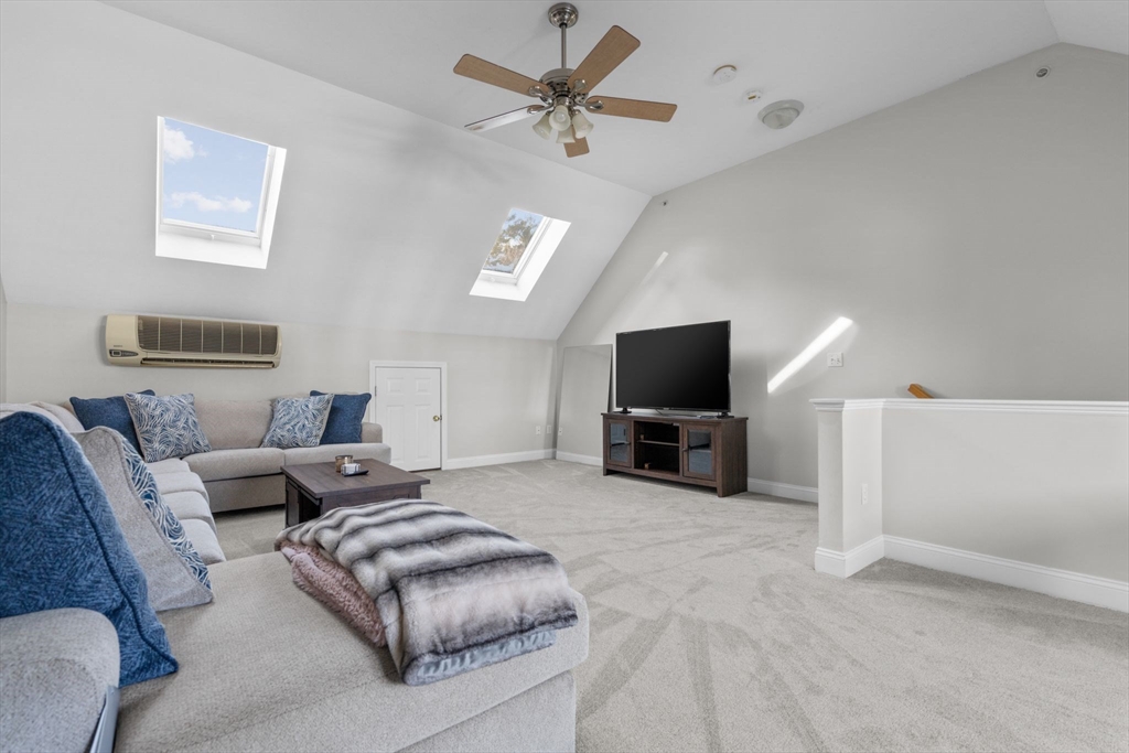 30 Copper Lantern Ln # 30