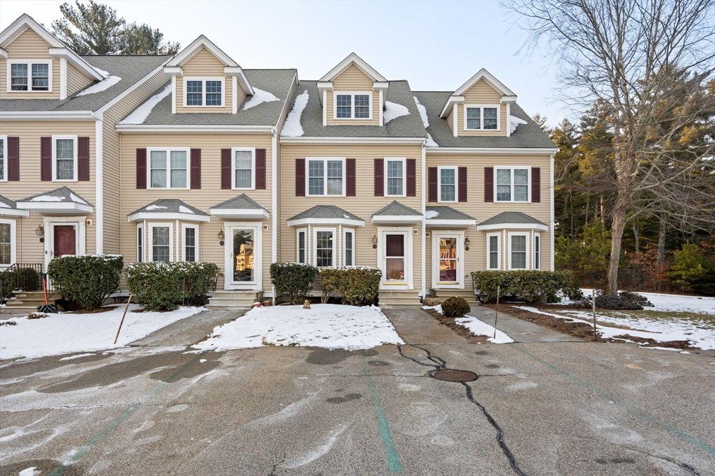 30 Copper Lantern Ln # 30