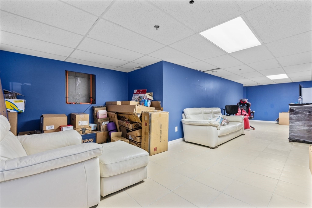 30 Copper Lantern Ln # 30