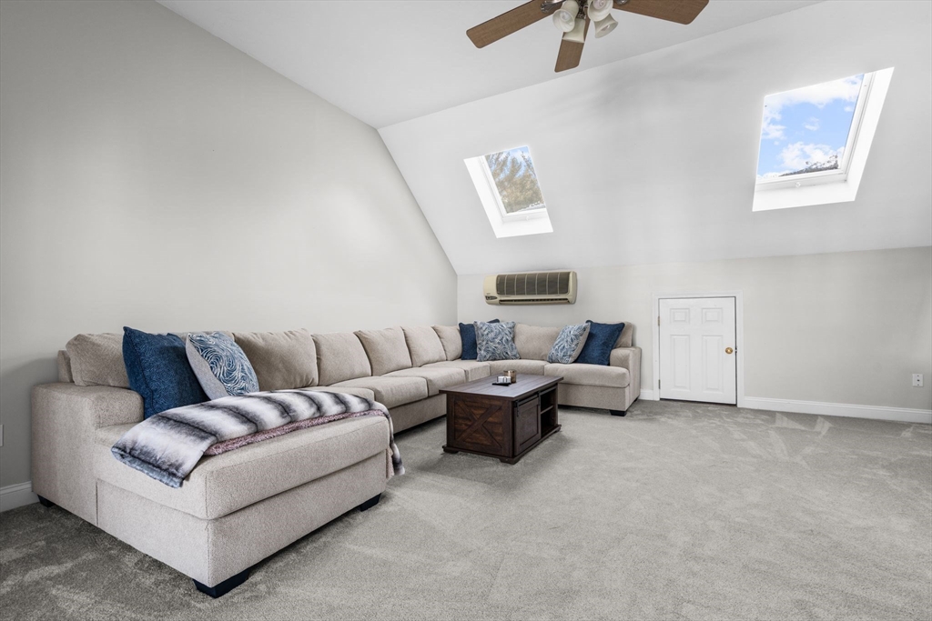 30 Copper Lantern Ln # 30