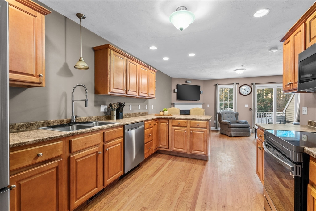 30 Copper Lantern Ln # 30