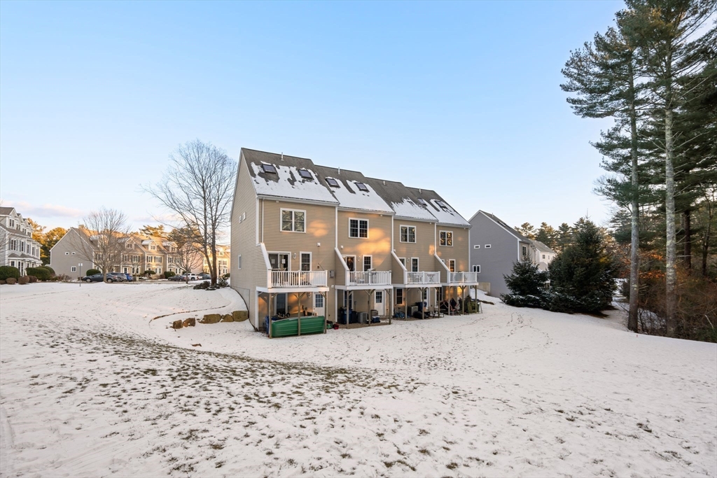 30 Copper Lantern Ln # 30