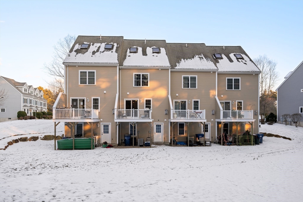30 Copper Lantern Ln # 30