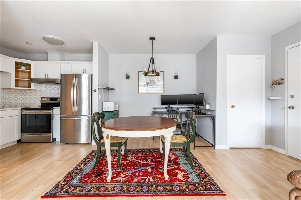 8 Tara Dr # 1