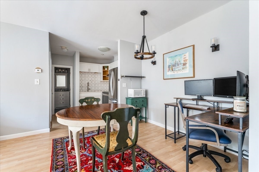 8 Tara Dr # 1