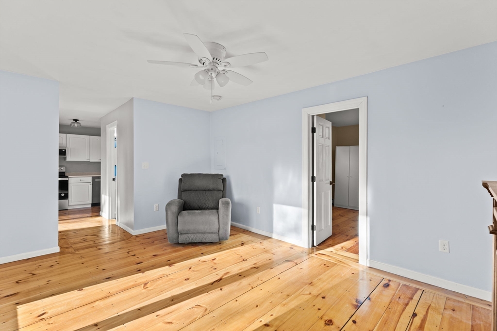 262 Main St # A