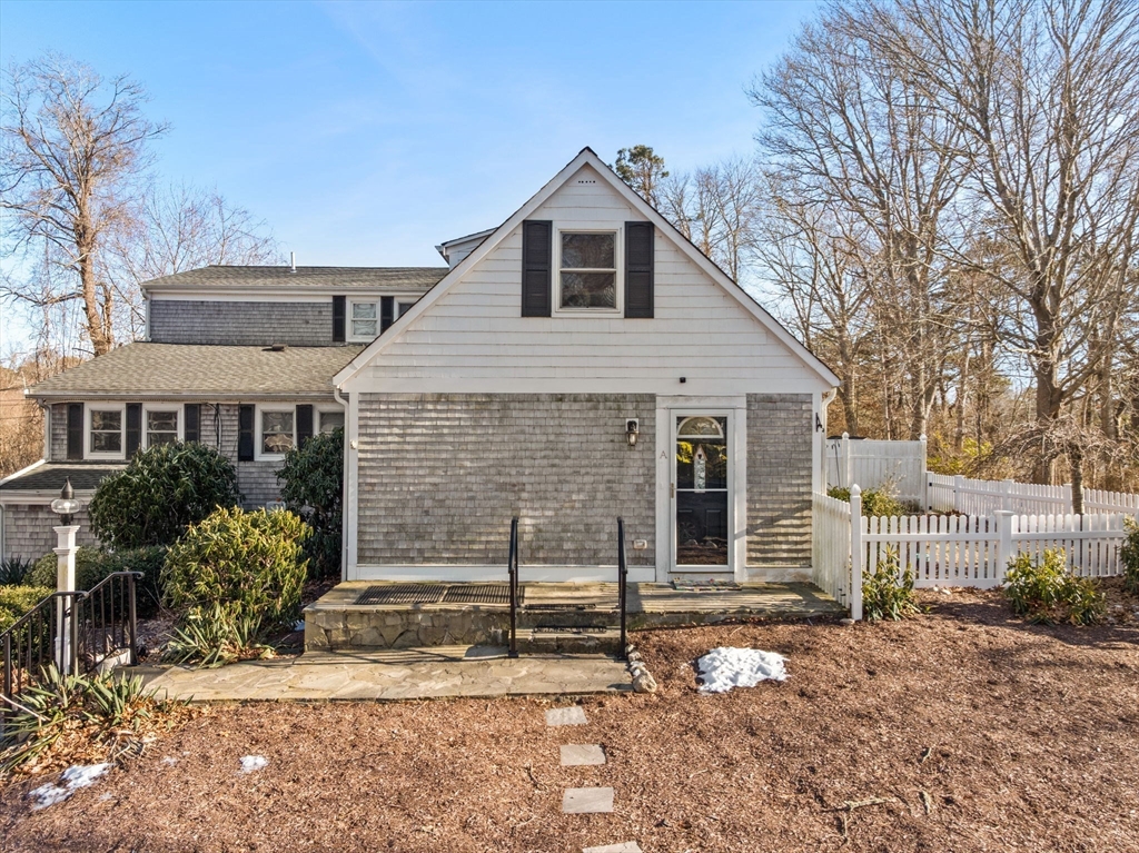 262 Main St # A