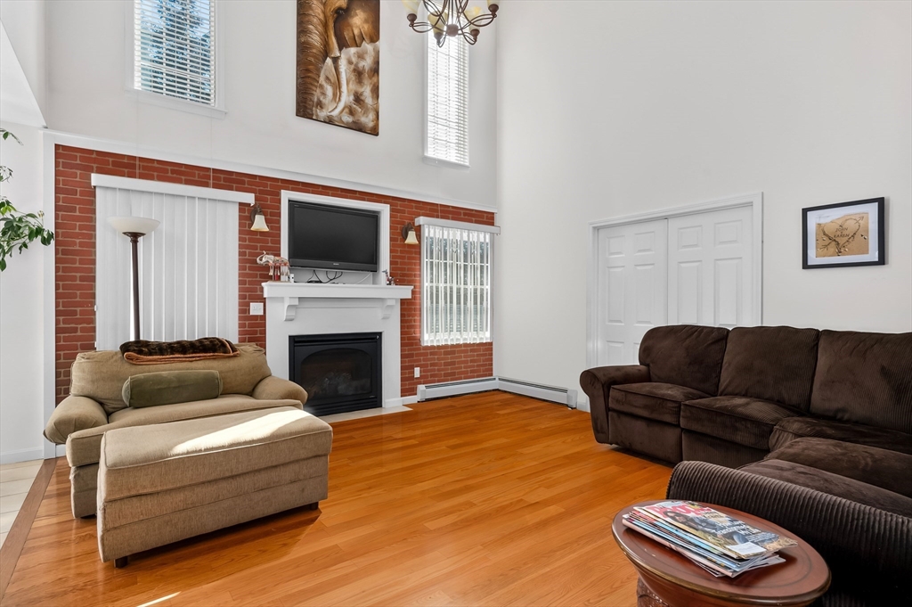 2 Centerville Ave