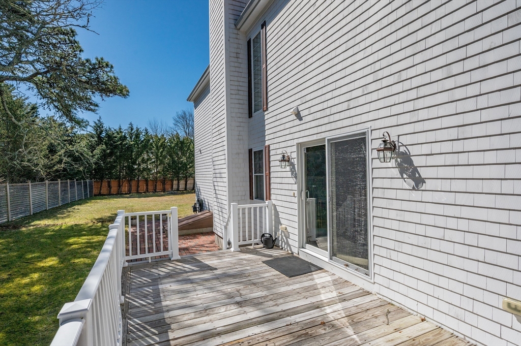 2 Centerville Ave