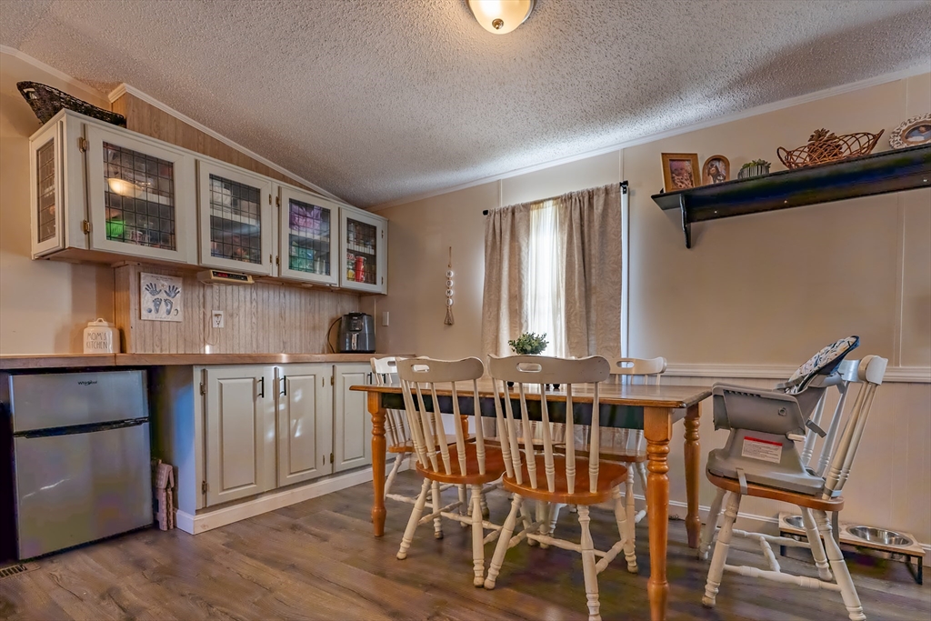 75 Kristen Ln