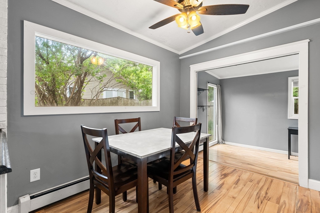 24 Oak Dr