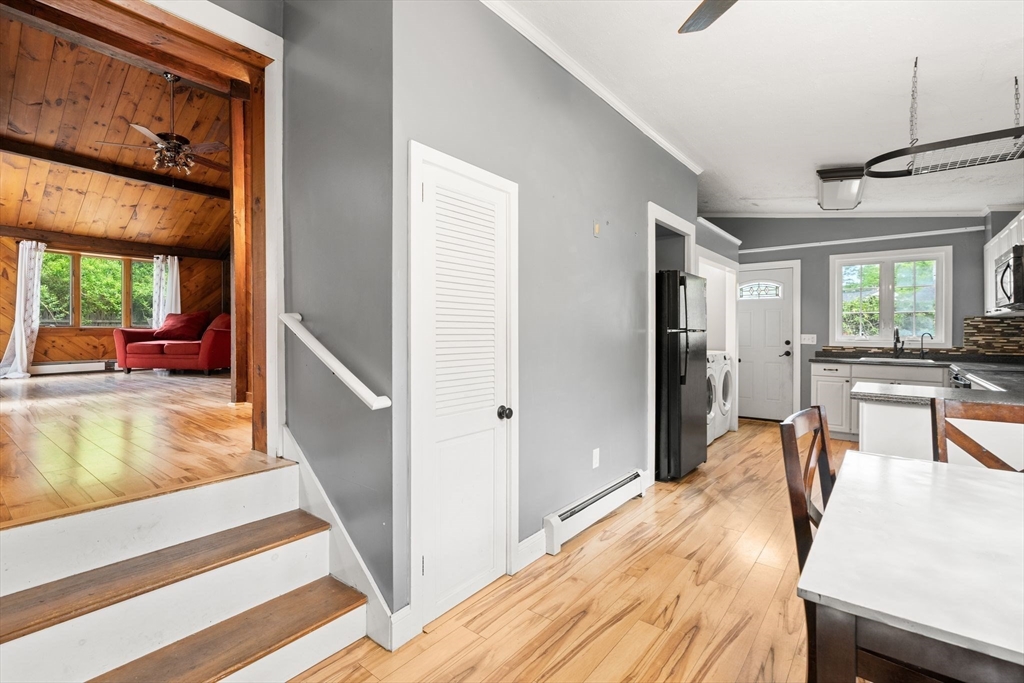 24 Oak Dr