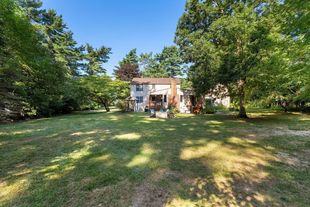 60 Canterbury Dr