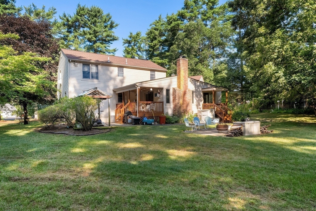 60 Canterbury Dr
