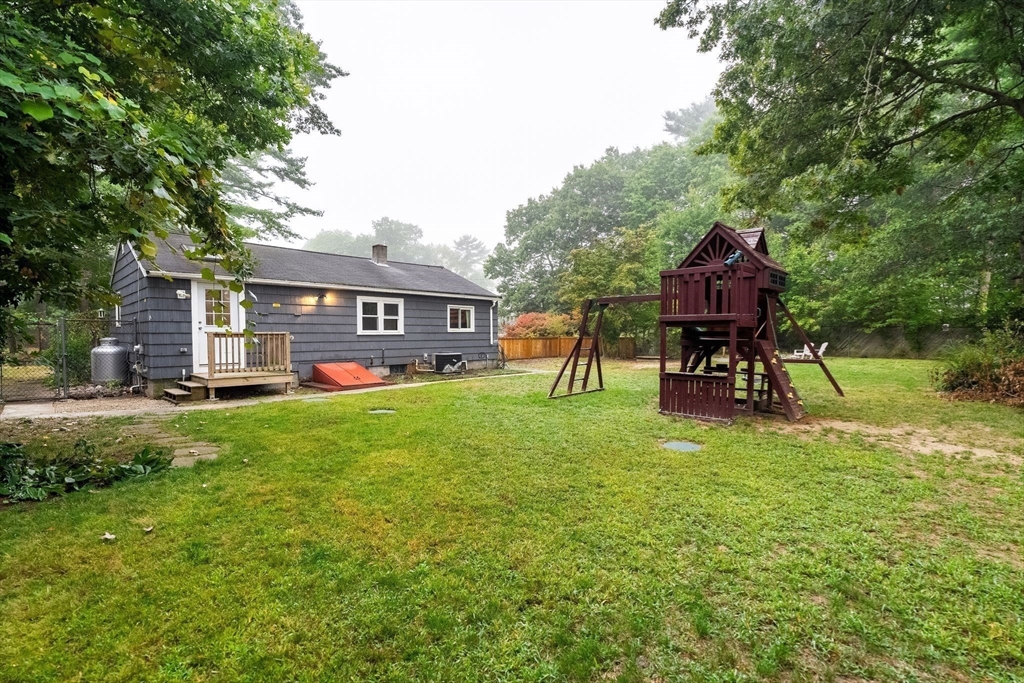 61 Cedar Dr