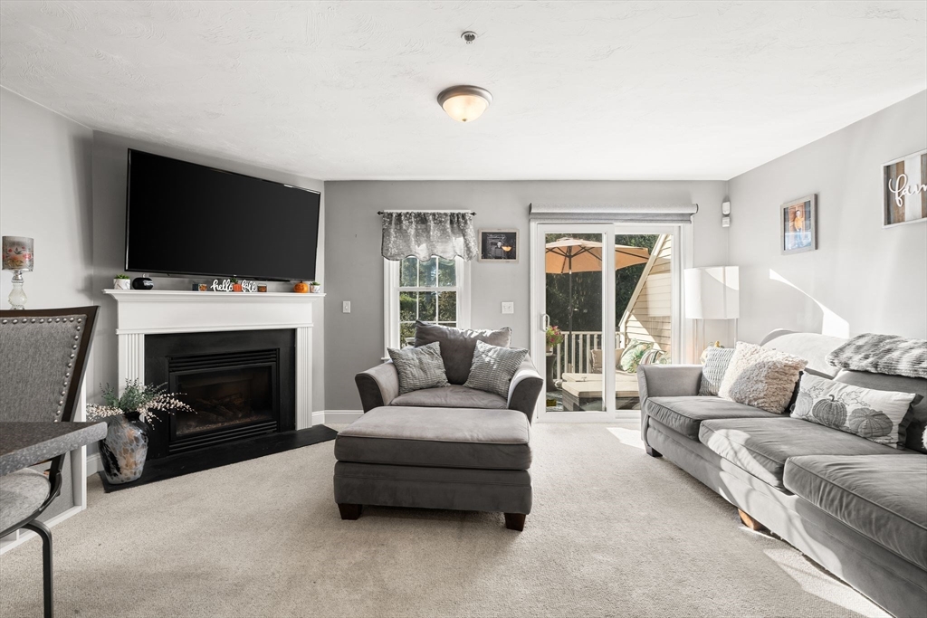 38 Copper Lantern Ln # 38