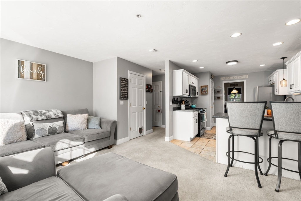 38 Copper Lantern Ln # 38