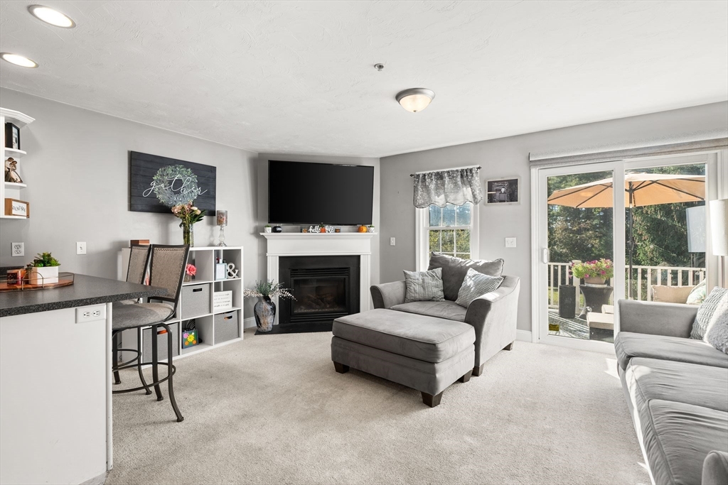 38 Copper Lantern Ln # 38