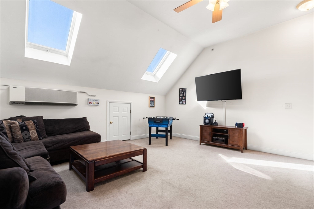 38 Copper Lantern Ln # 38