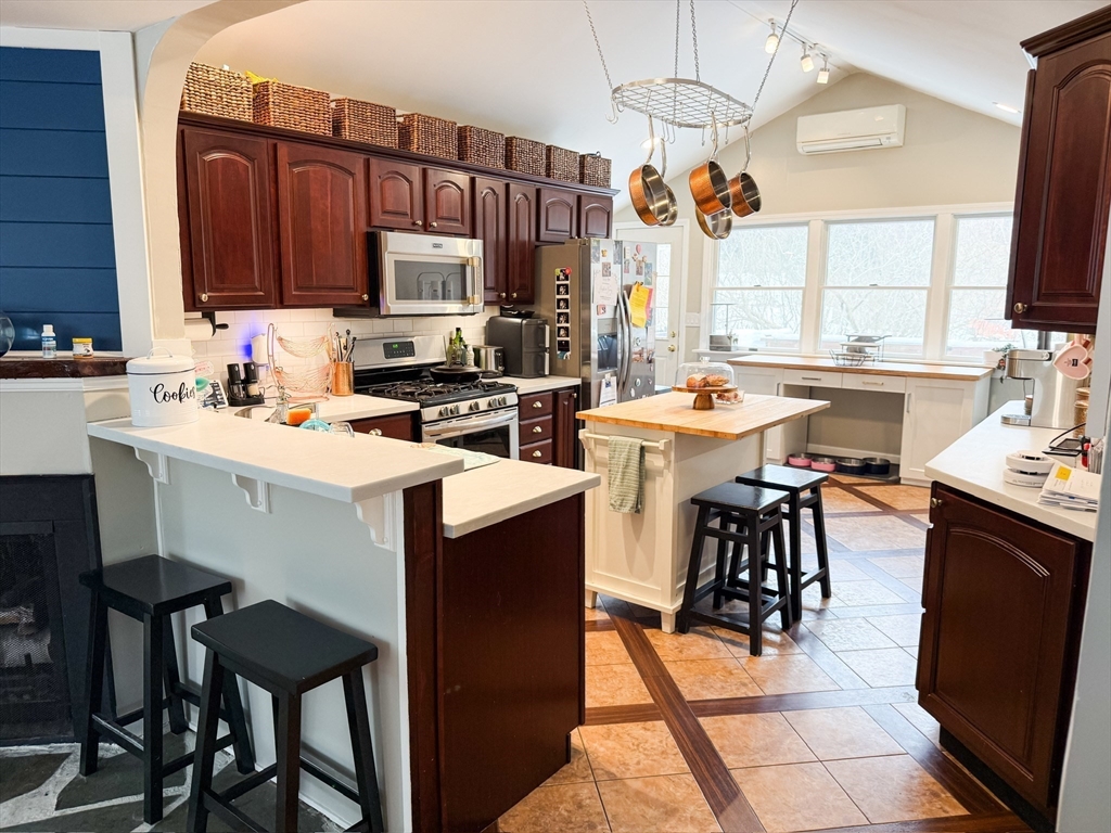 13 Foster Ln # 1