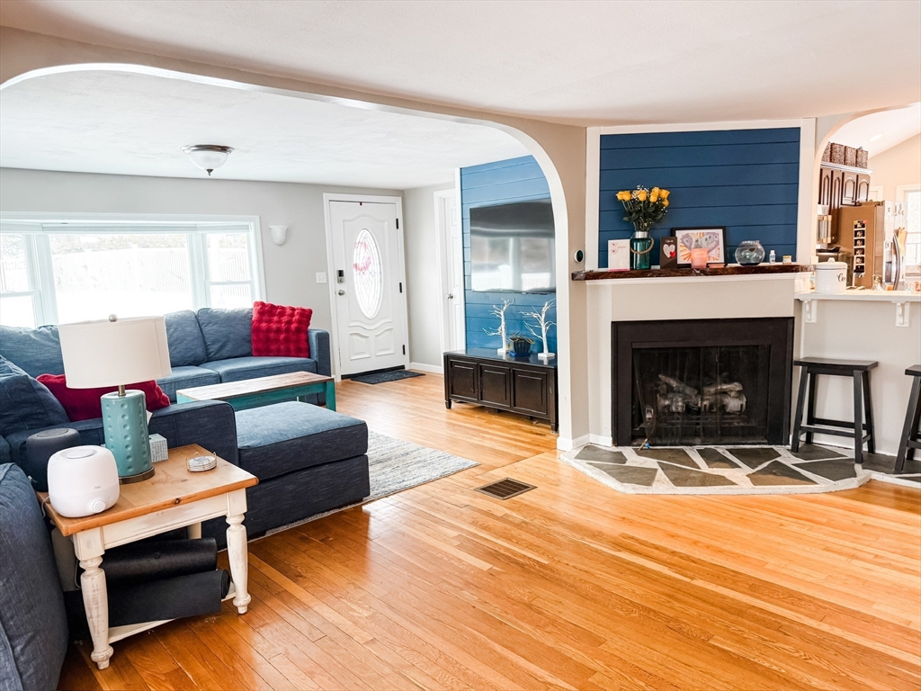 13 Foster Ln # 1