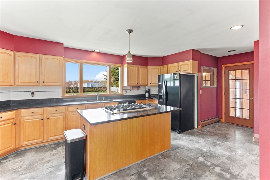 136 Old Fall River Road