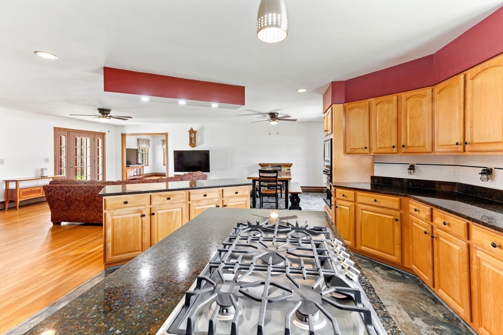136 Old Fall River Road