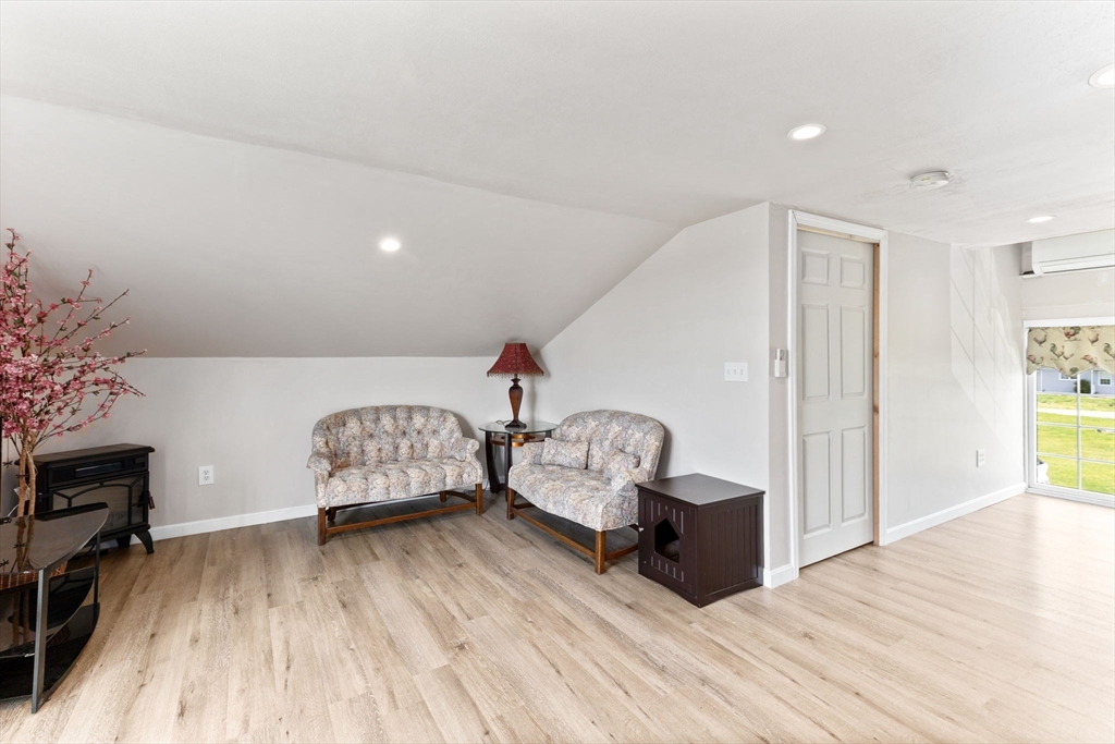 136 Old Fall River Road