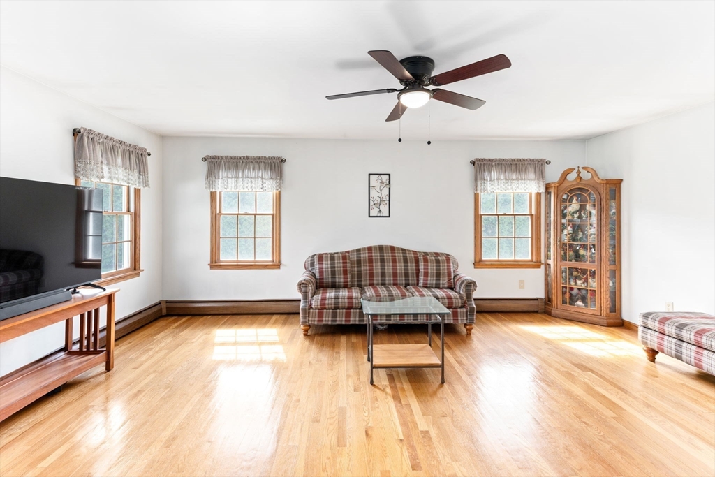 136 Old Fall River Road
