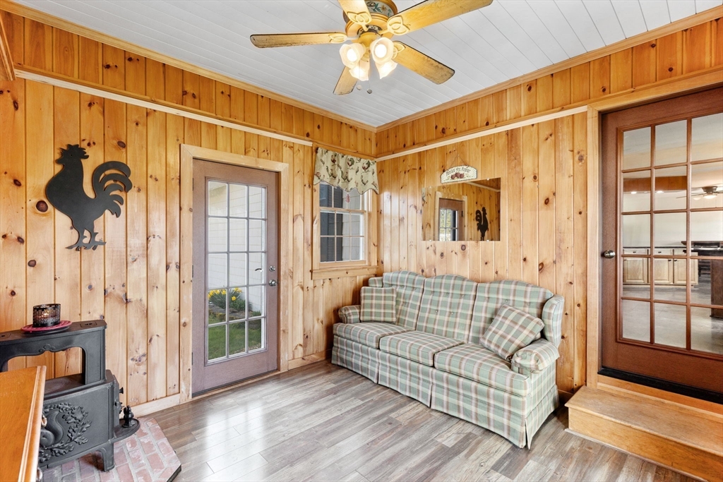 136 Old Fall River Road