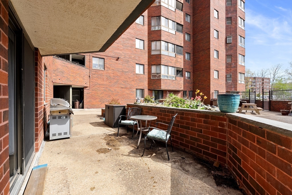 200 Burkhall St # 109