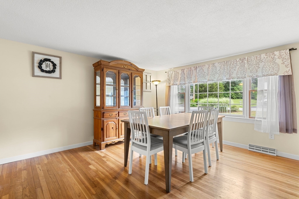 65 Flintlocke Dr