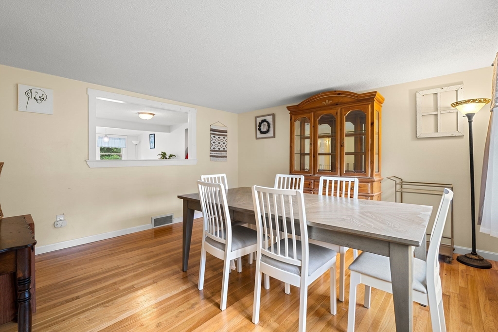 65 Flintlocke Dr