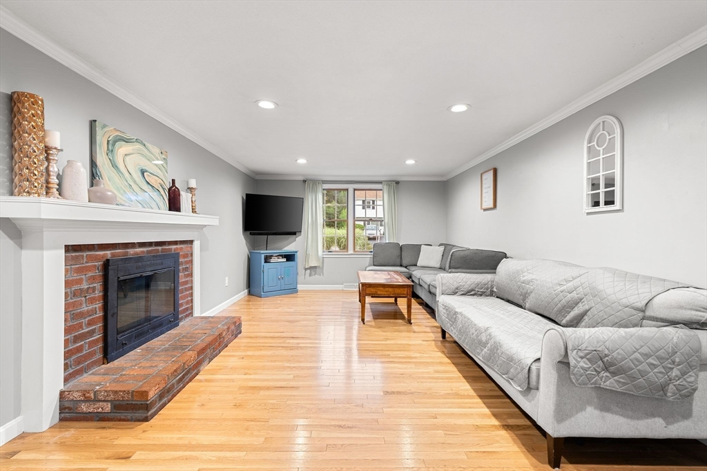 65 Flintlocke Dr
