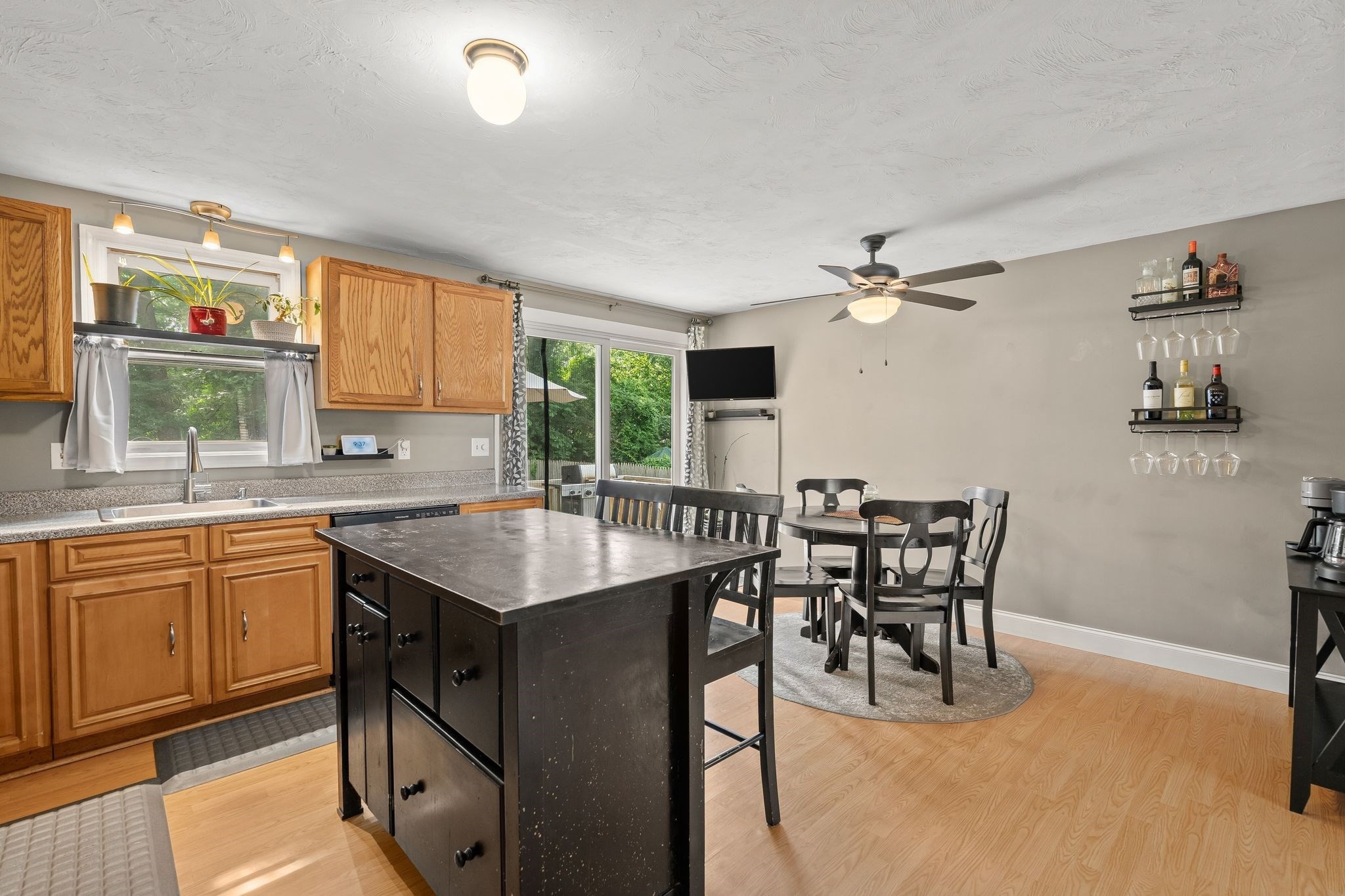 85 Baylies Rd # 2