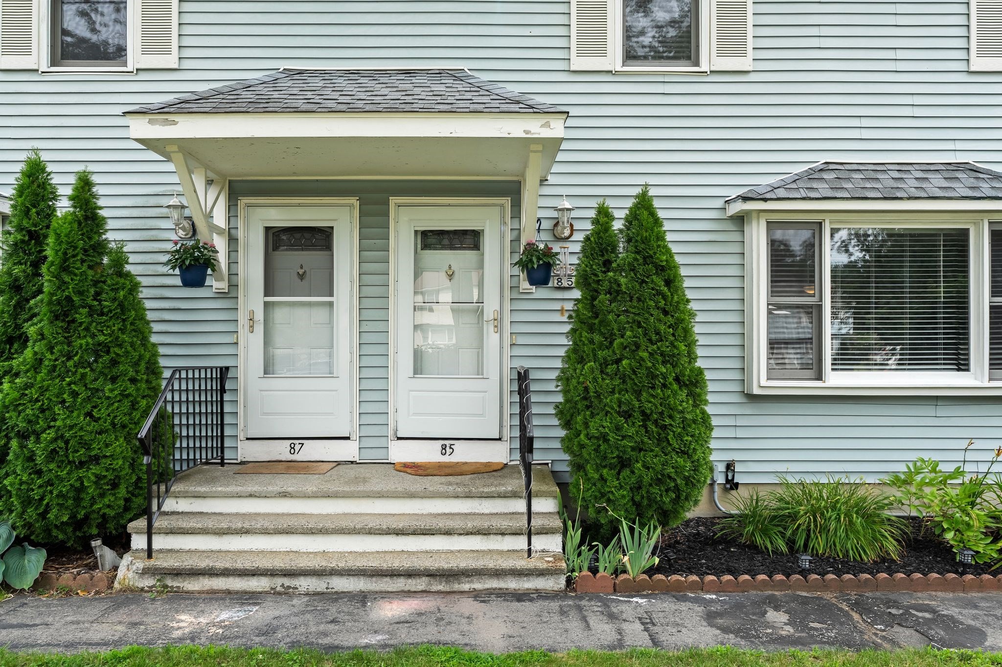 85 Baylies Rd # 2