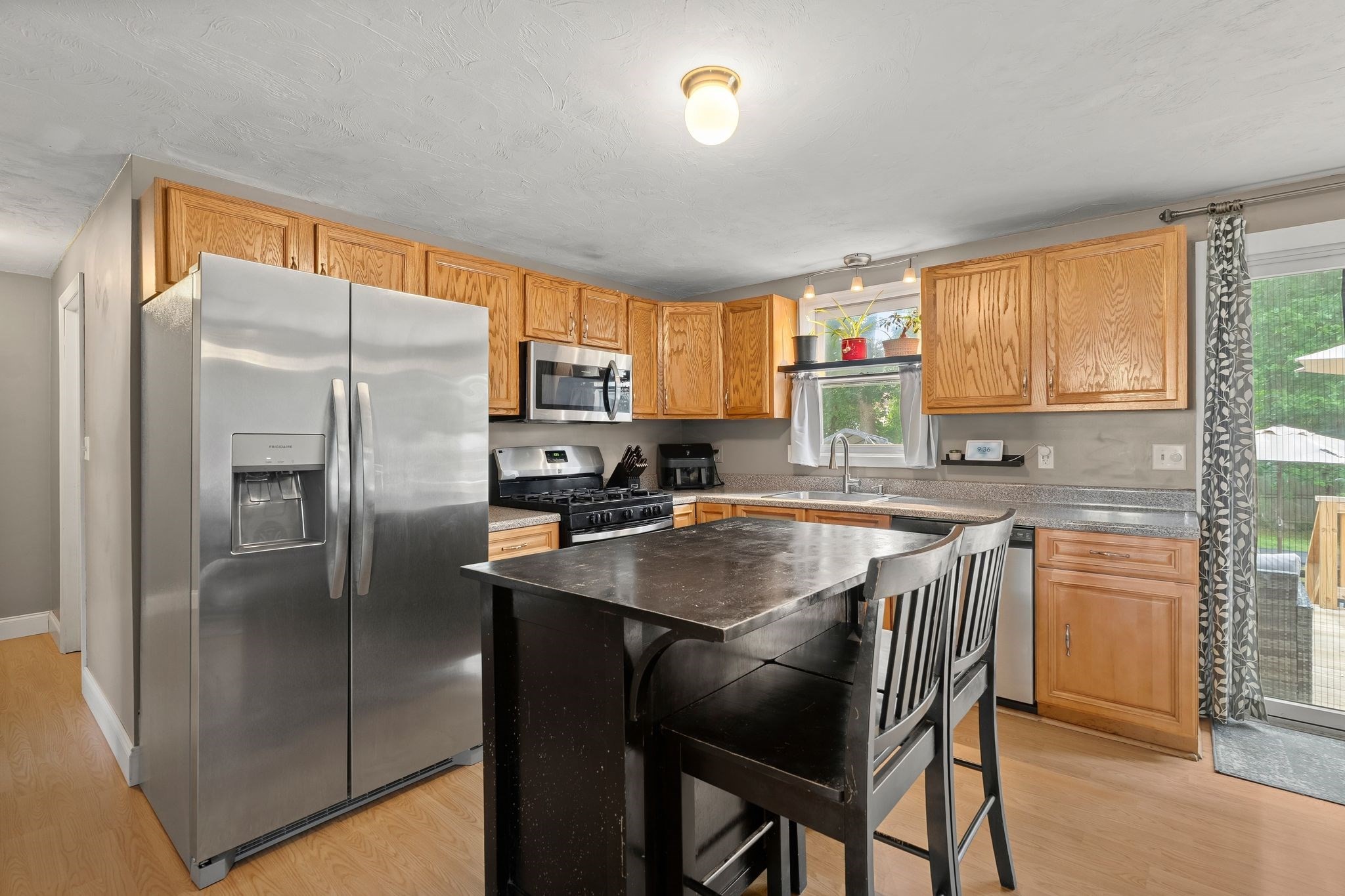 85 Baylies Rd # 2