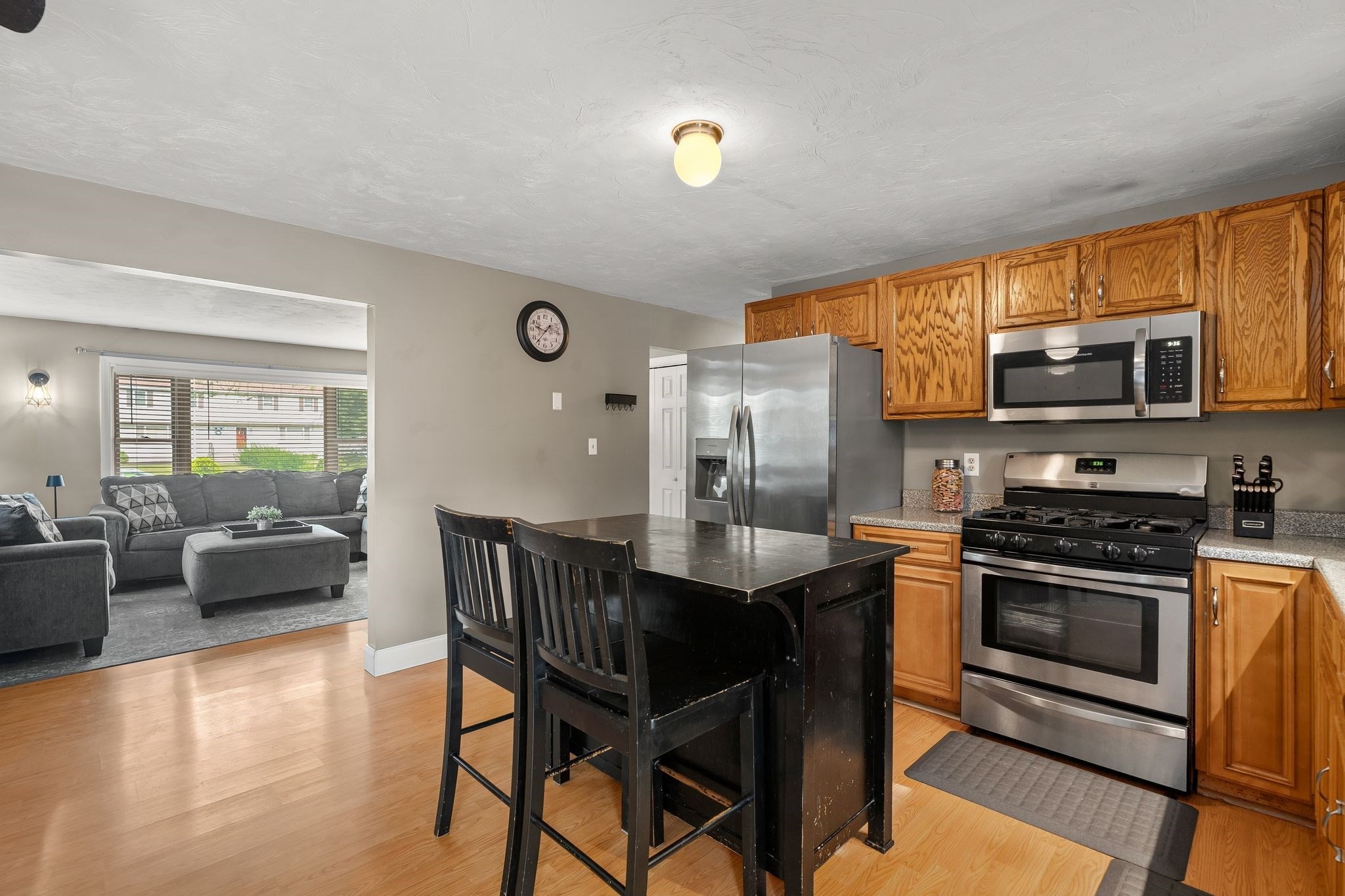 85 Baylies Rd # 2