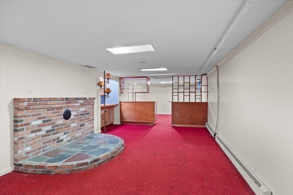 33 Homestead Ln