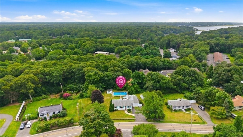 33 Homestead Ln