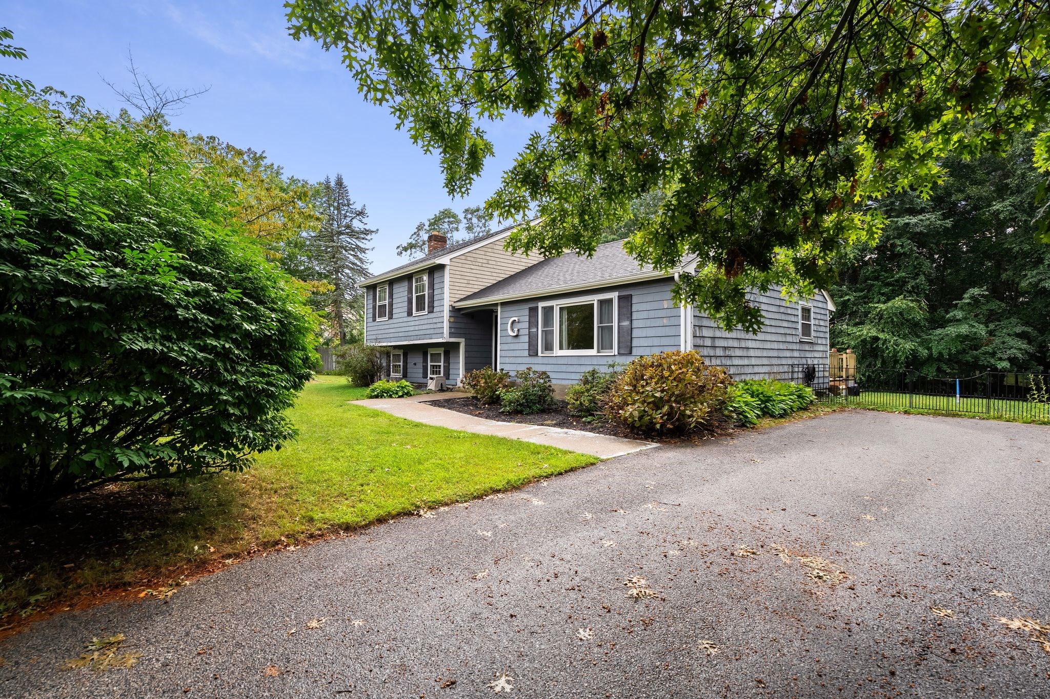15 Liane Way