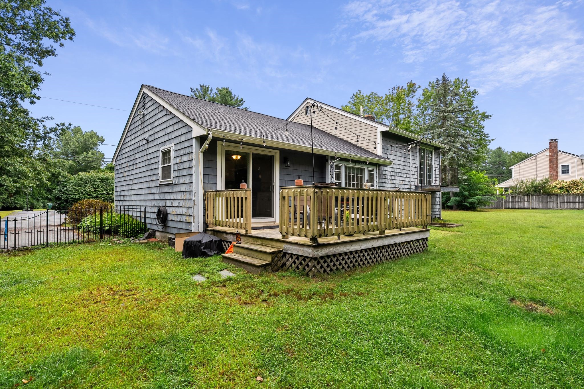15 Liane Way