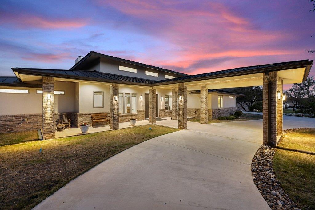 405 Spicewood Trails DR