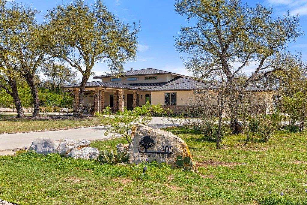 405 Spicewood Trails DR