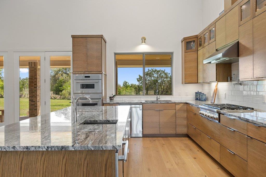 405 Spicewood Trails DR