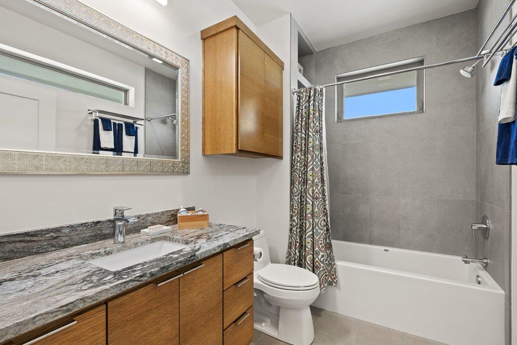 405 Spicewood Trails DR